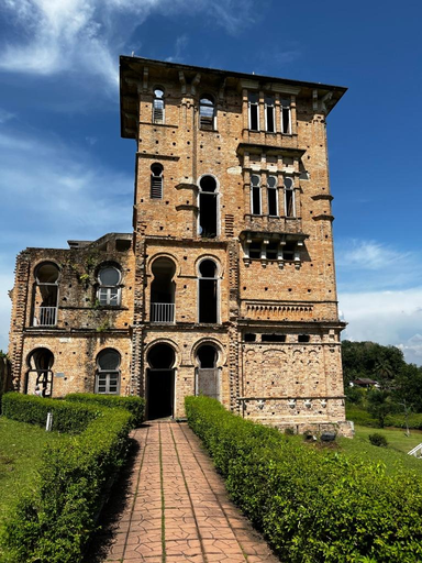 The unfinished lift tower of Kellie's Castle